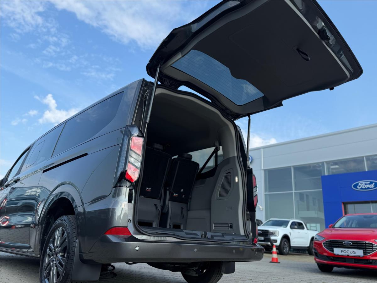 Ford Tourneo Custom