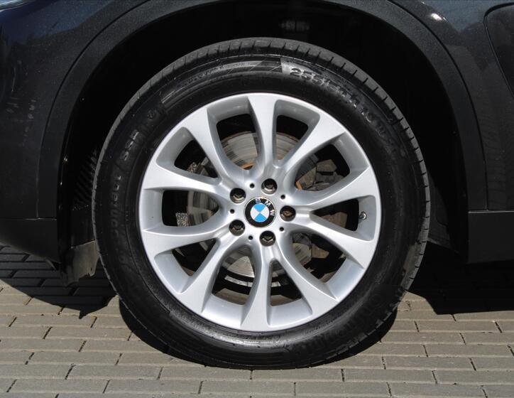 BMW X5 9