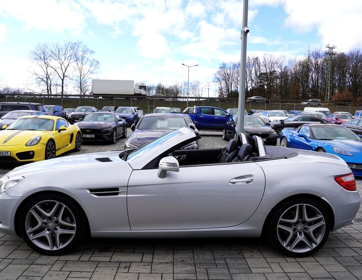 Mercedes-Benz SLK 16