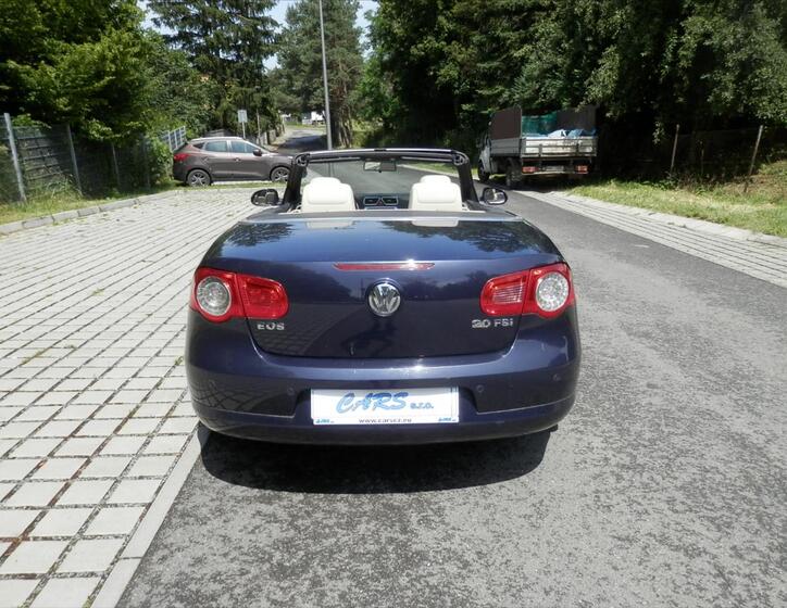 Volkswagen EOS 13