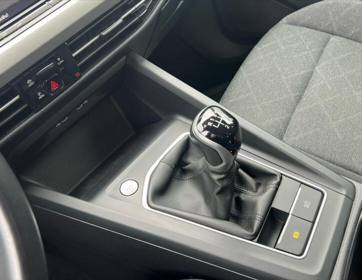 Volkswagen Golf 18