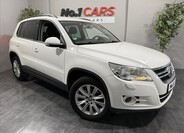 Volkswagen Tiguan 1
