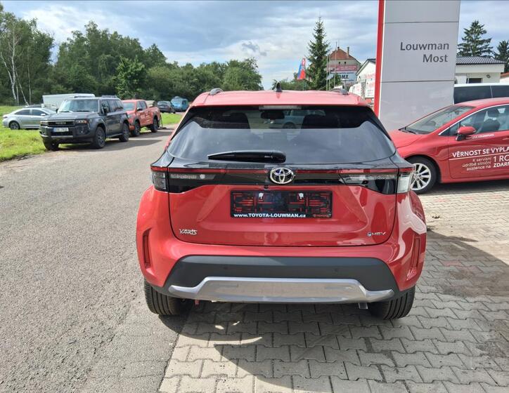 Toyota Yaris Cross 5