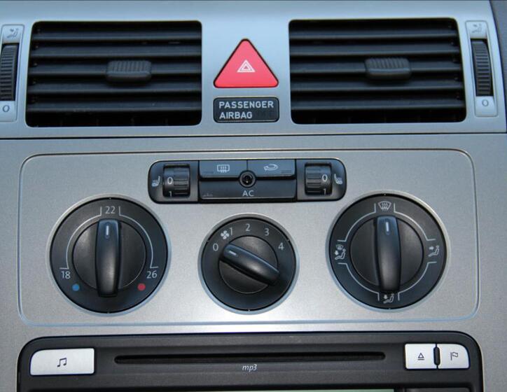 Volkswagen Touran 26