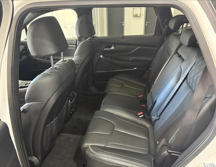 Hyundai Santa Fe 9