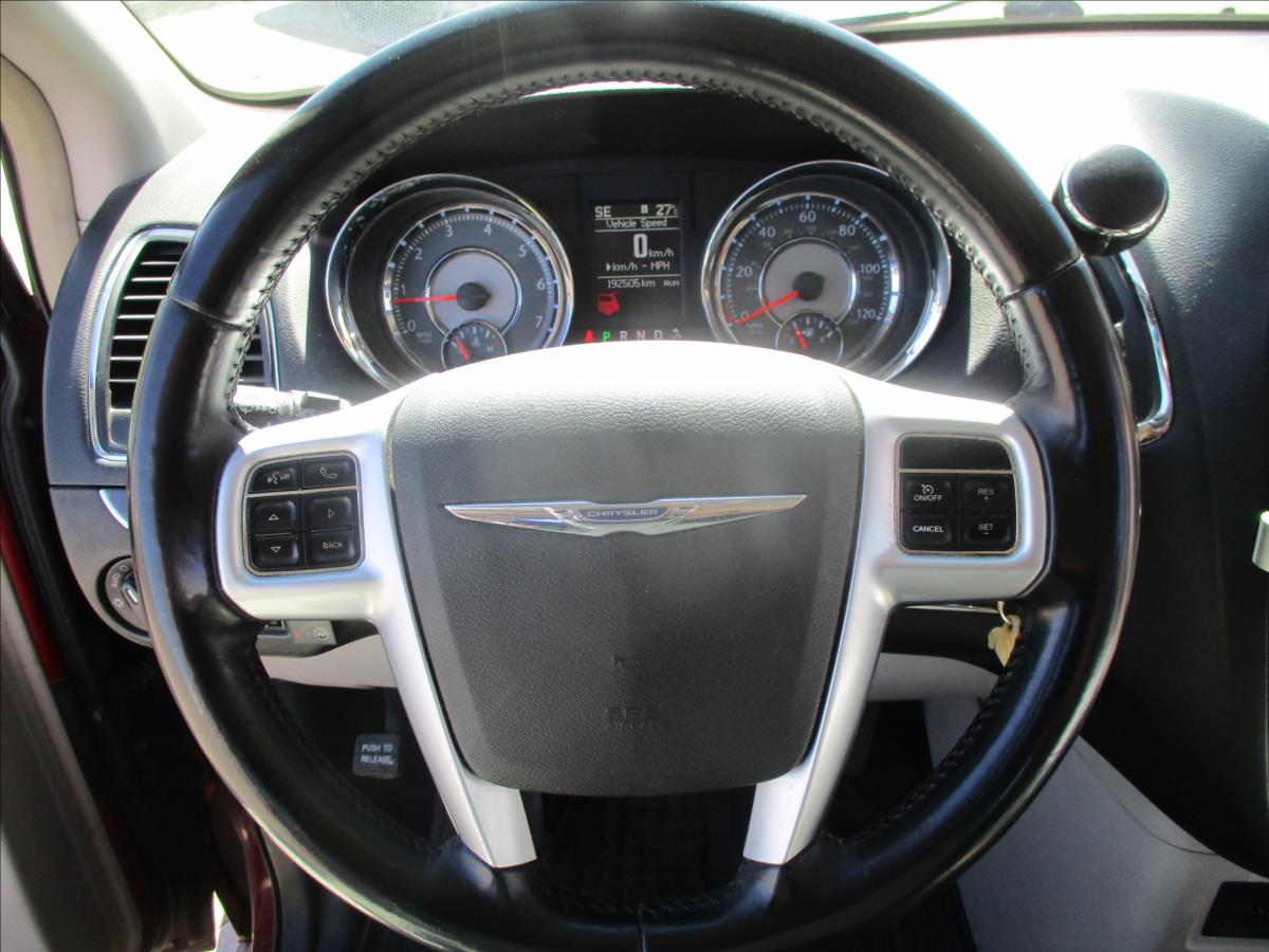 Chrysler Town & Country
