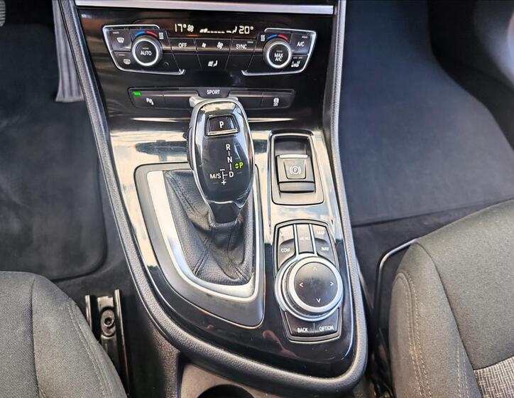 BMW Řada 2 33
