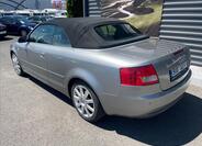 Audi A4 11