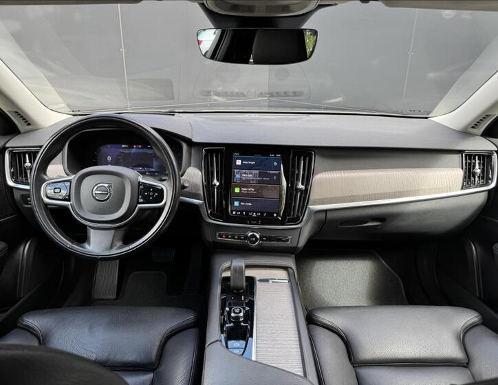 Volvo V90 15