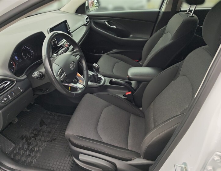 Hyundai i30 6