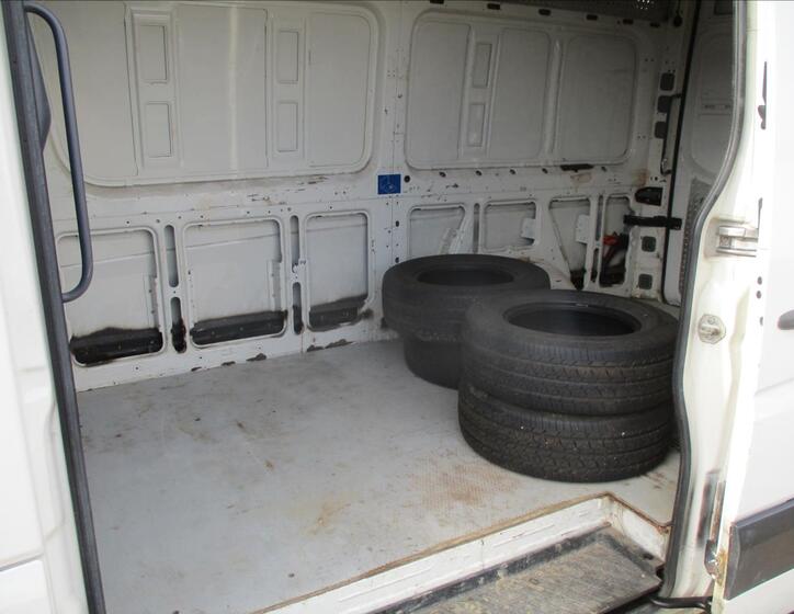 Volkswagen Crafter 22