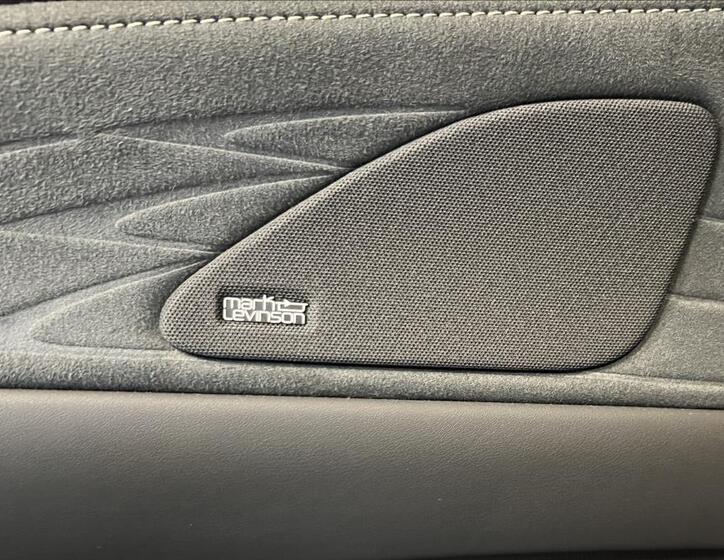 Lexus RX 500h 17