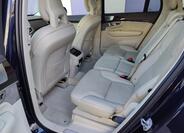 Volvo XC90 17