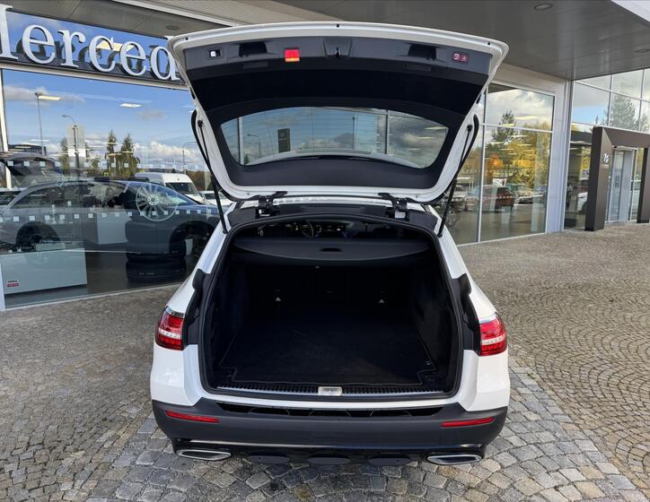 Mercedes-Benz Třídy E 30