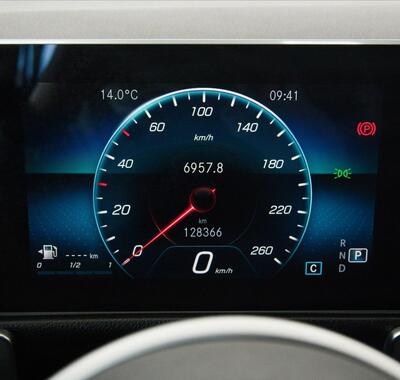 Mercedes-Benz GLB 13
