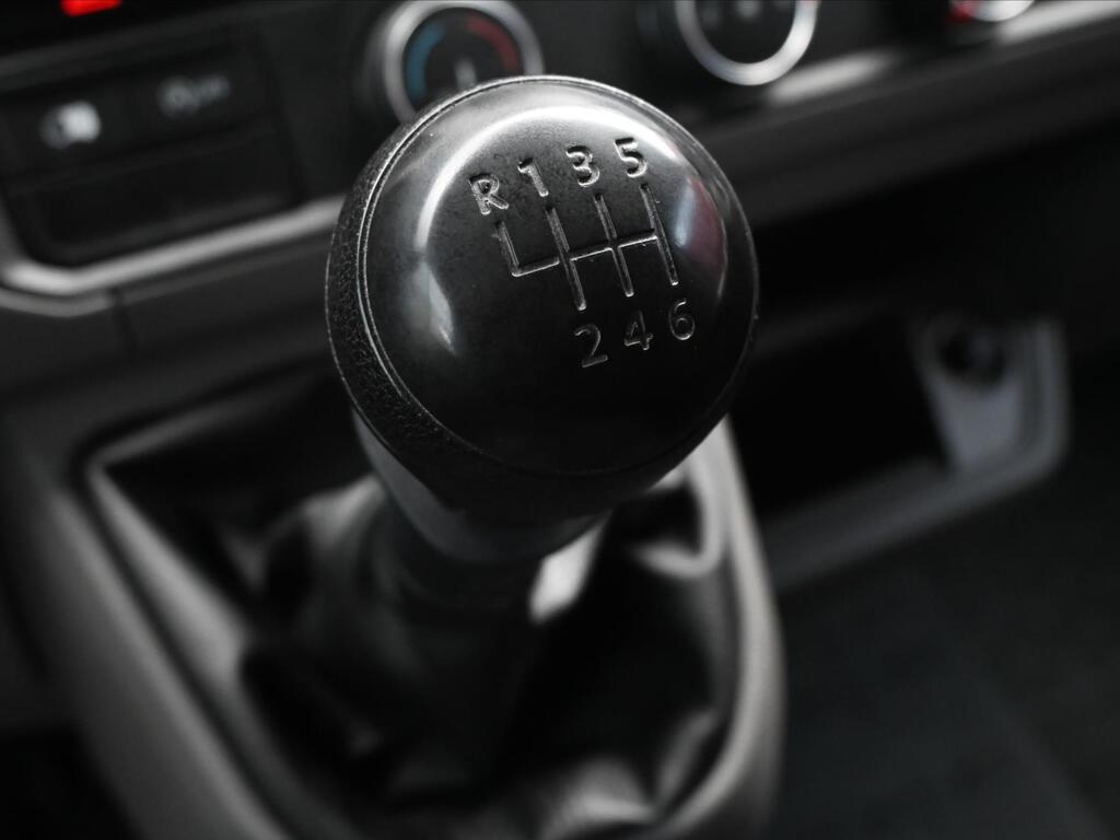 Volkswagen Crafter 22