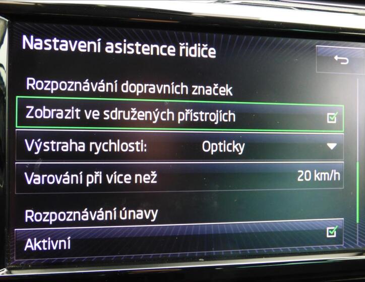 Škoda Superb 40