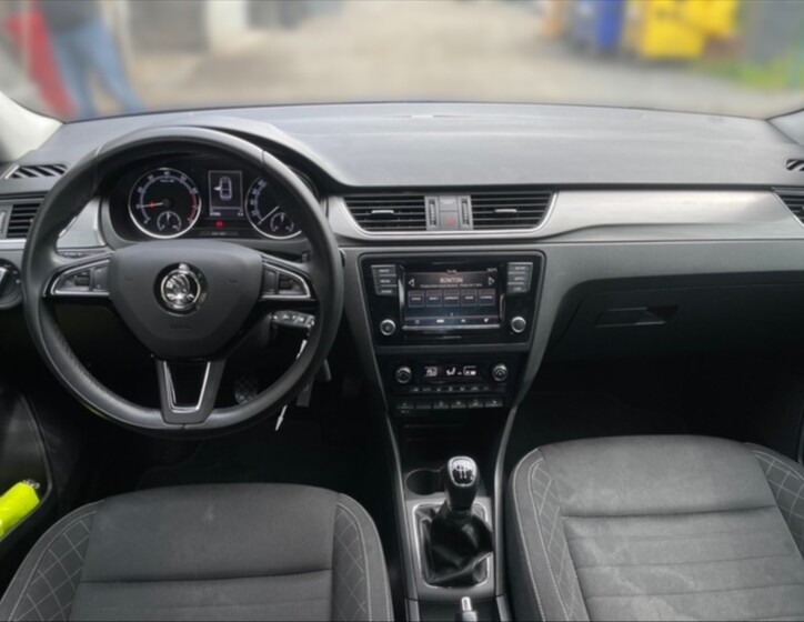 Škoda Rapid 9
