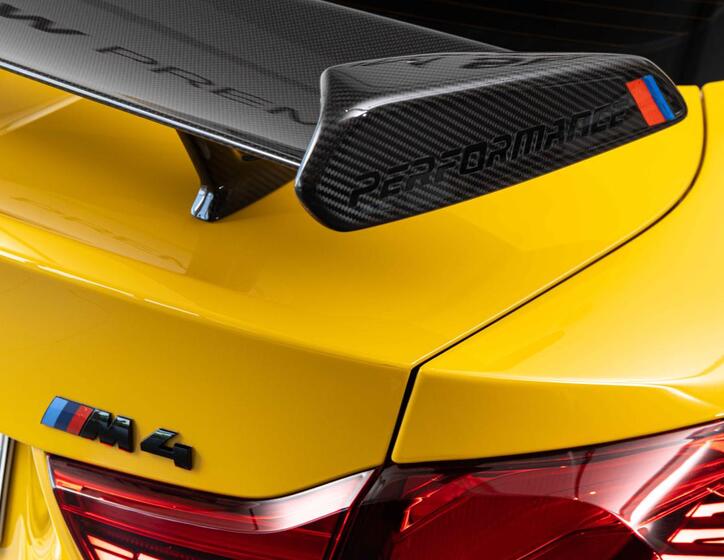 BMW M4 22