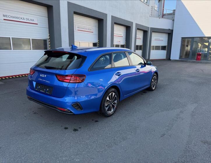 KIA Ceed 5