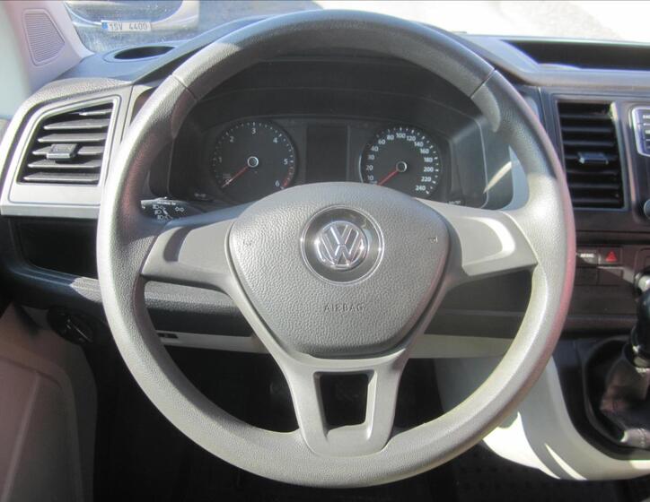 Volkswagen Transporter 13