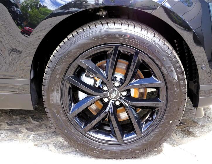 Land Rover Range Rover Velar 25