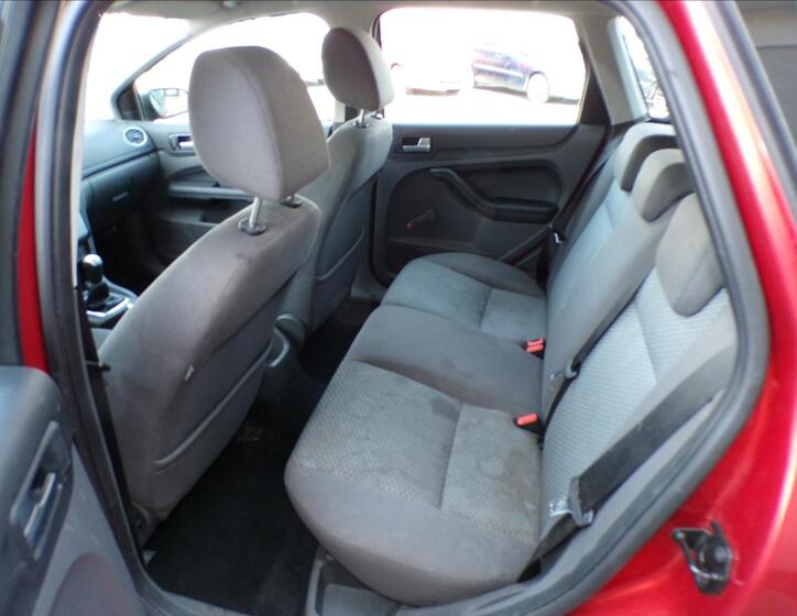 Ford Focus 12