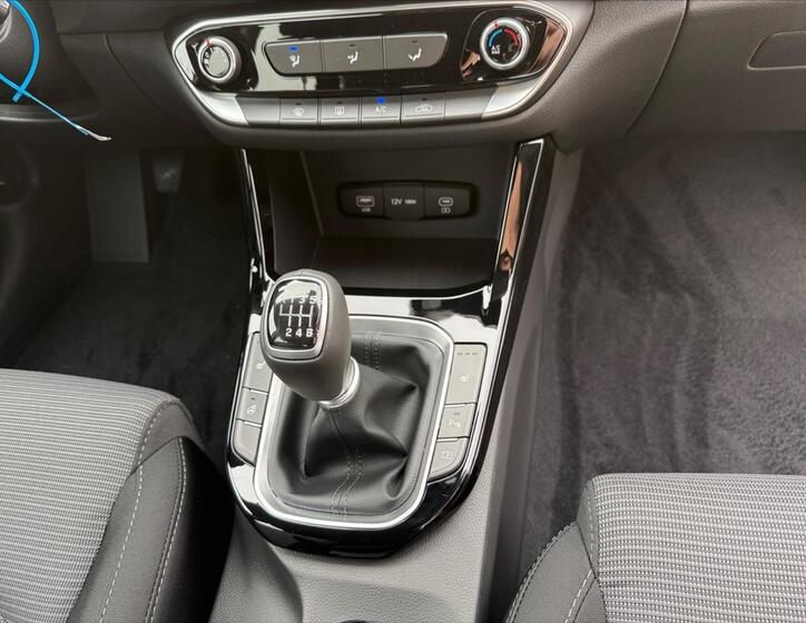 Hyundai i30 23
