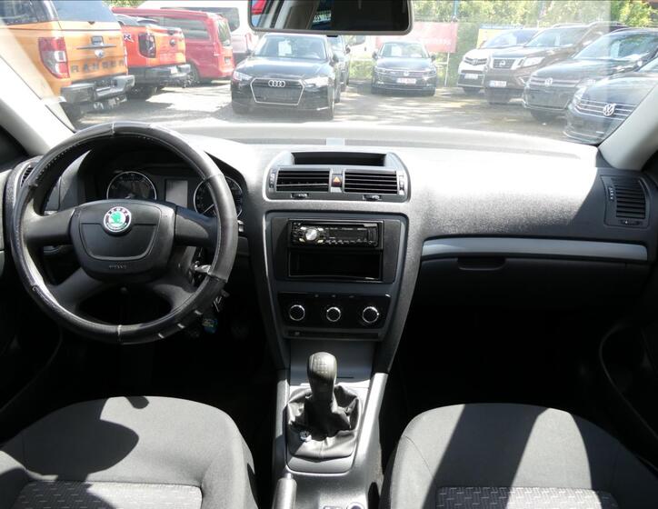 Škoda Octavia 24