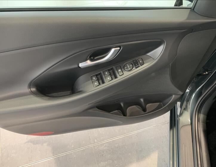 Hyundai i30 23