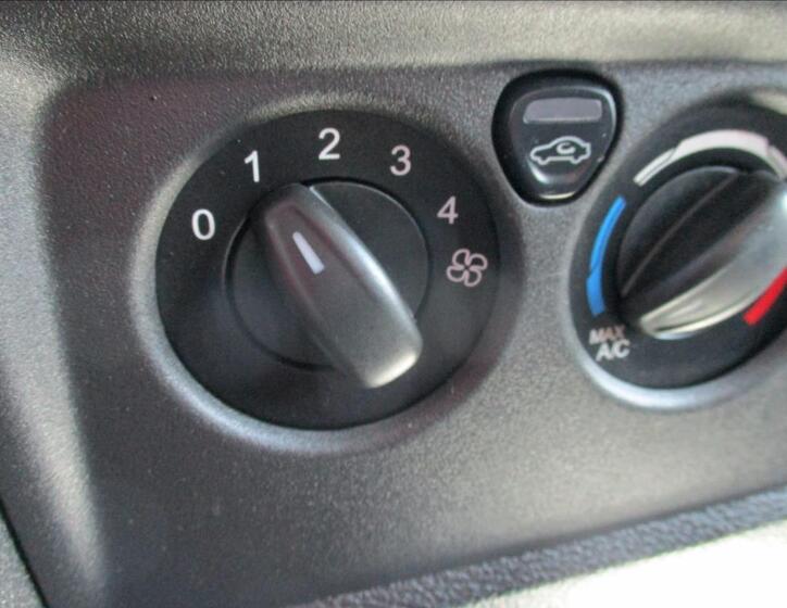 Ford Transit 17