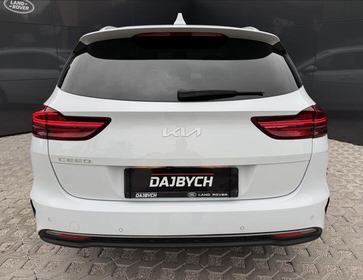 KIA Ceed 8