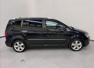 Volkswagen Touran 4