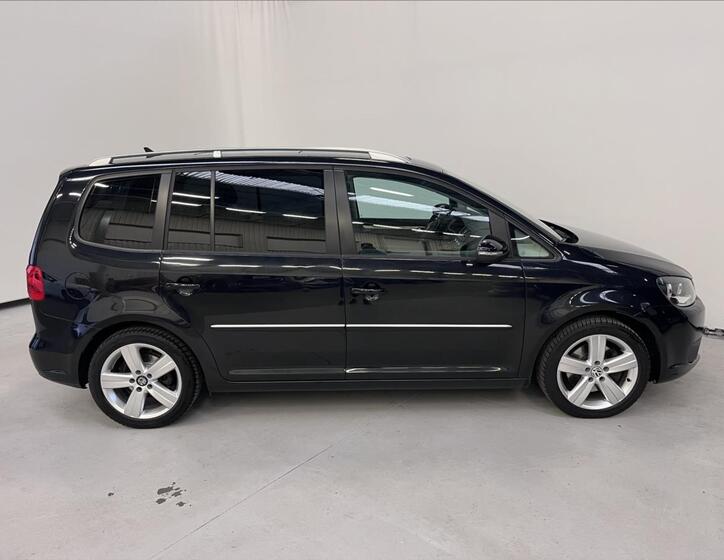 Volkswagen Touran 4