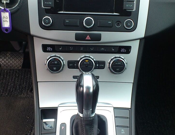 Volkswagen Passat 12