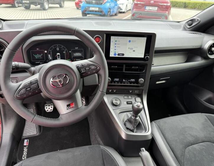Toyota GR Yaris 14