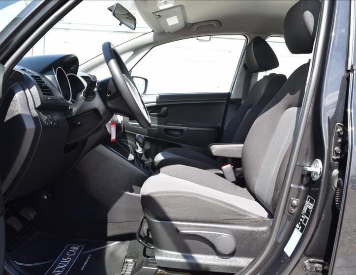 KIA Venga 15
