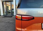 Volkswagen Multivan 8