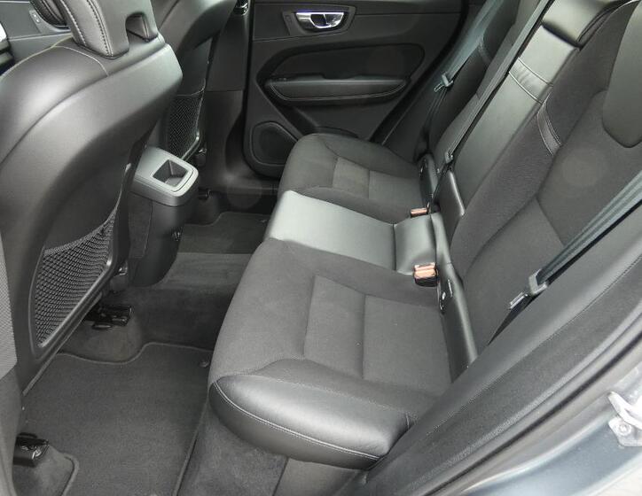 Volvo XC60 18