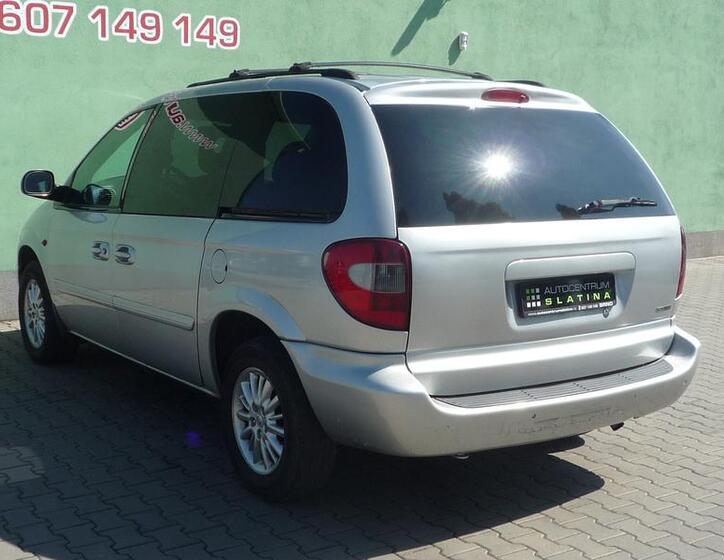 Chrysler Voyager 11