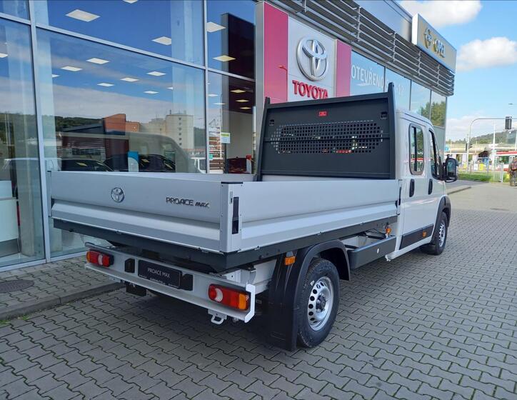 Toyota Proace Max 4