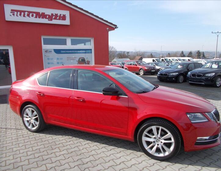 Škoda Octavia 8