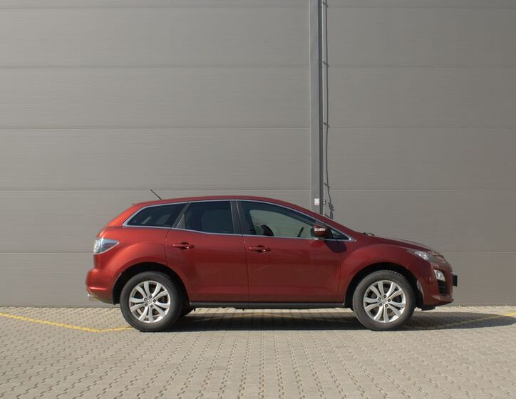 Mazda CX-7 4