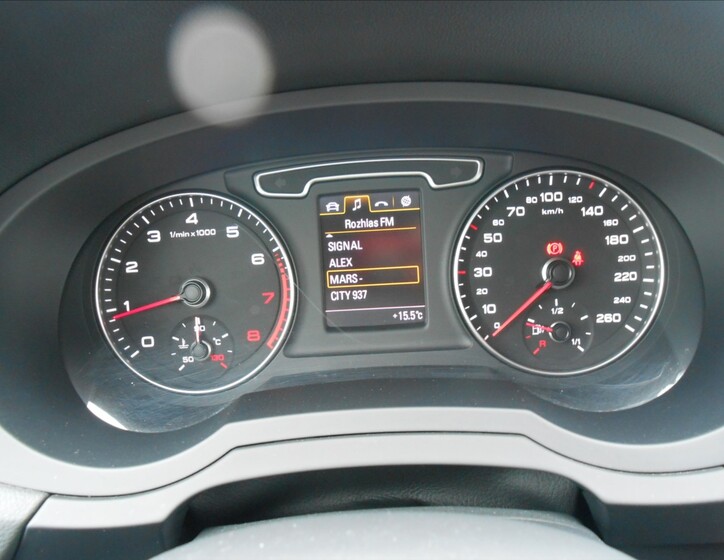 Audi Q3 27