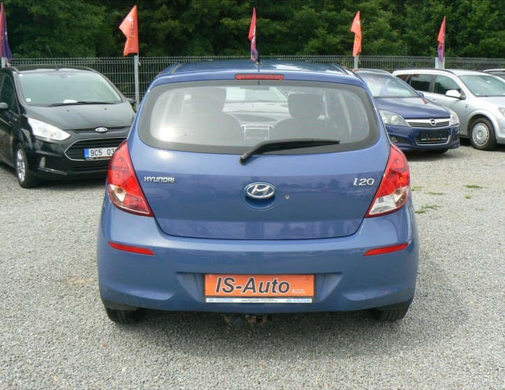 Hyundai i20 6