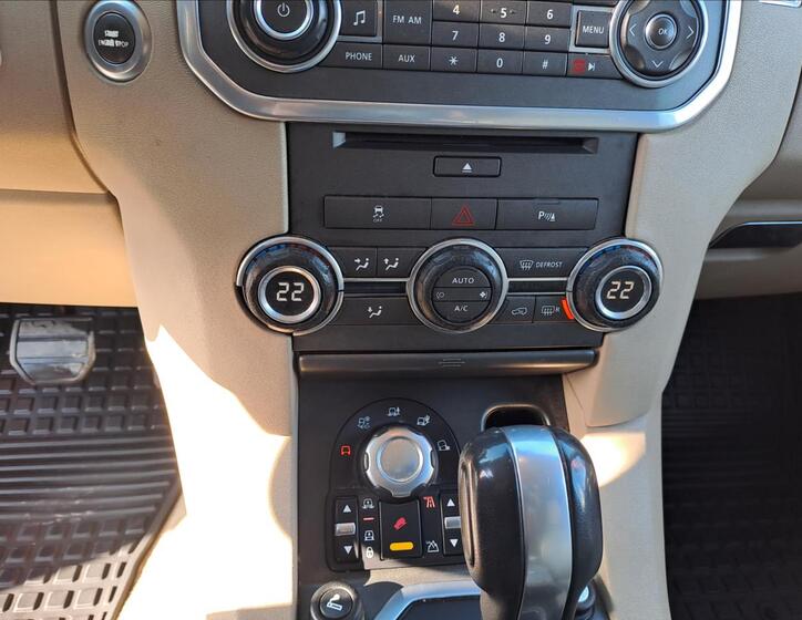 Land Rover Discovery 13
