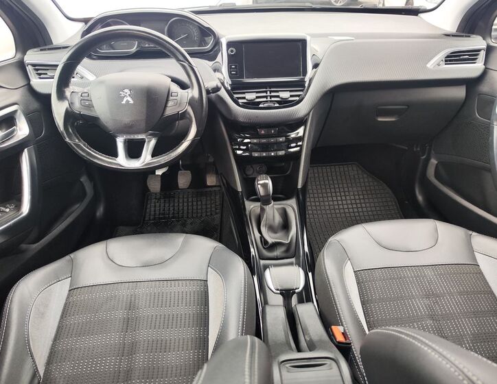 Peugeot 2008 11