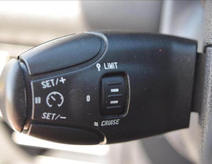 Peugeot 5008 33
