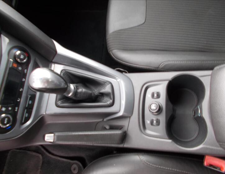 Ford Focus 24