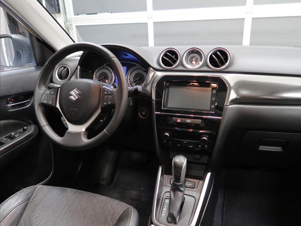 Suzuki Vitara 13